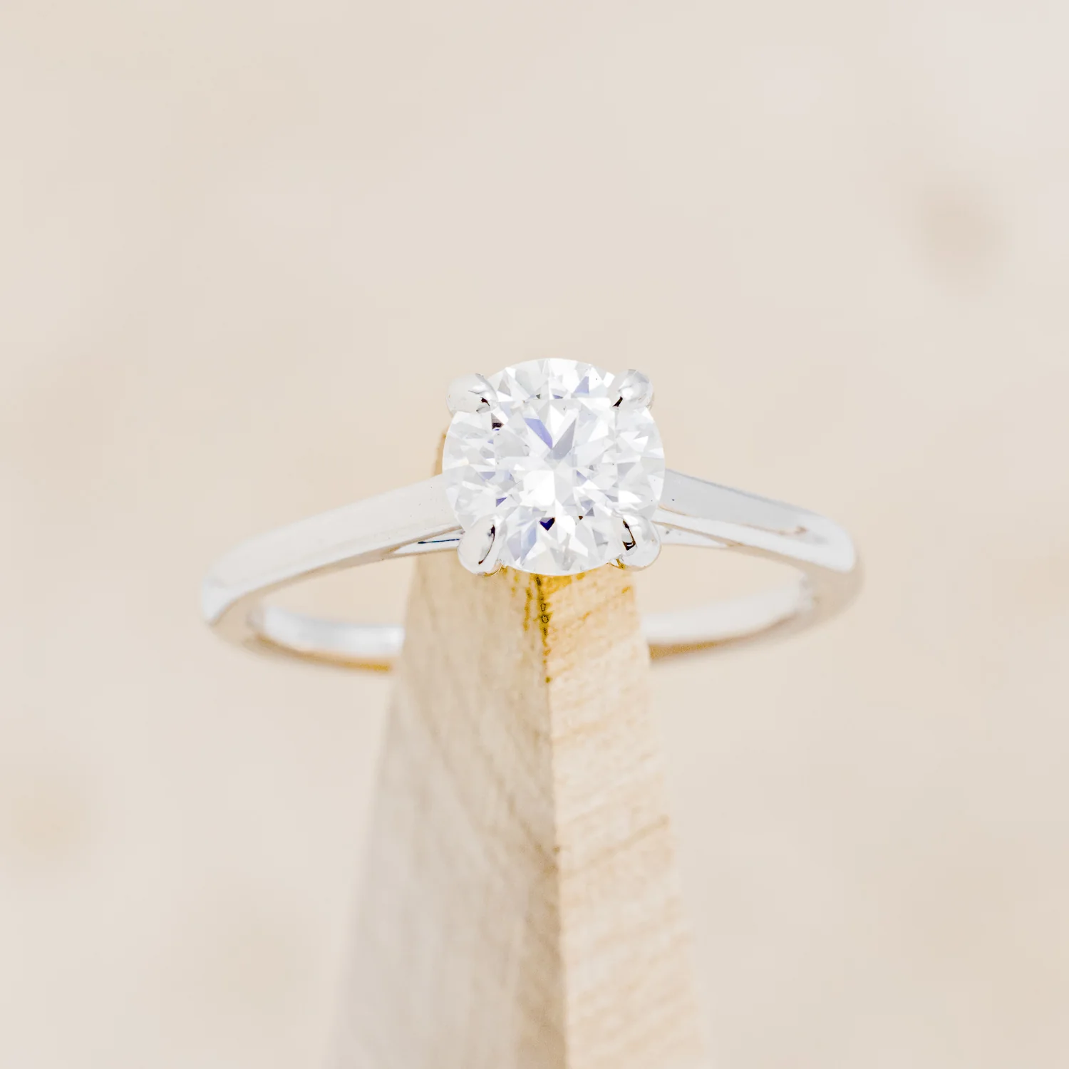4 PRONG ROUND CUT MOISSANITE SOLITAIRE ENGAGEMENT RING - Image 10