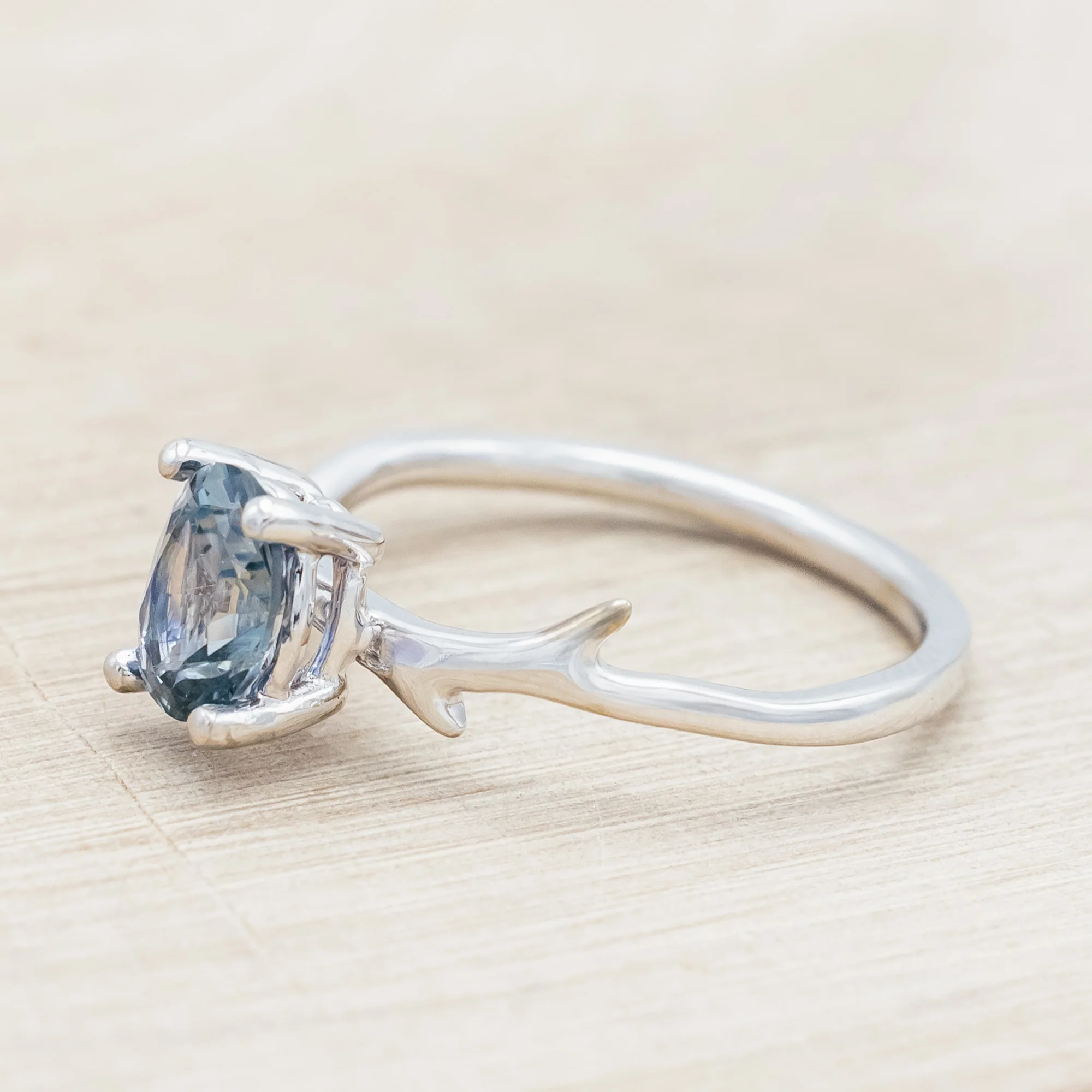 "ARTEMIS" - ENGAGEMENT RING WITH ANTLER-STYLE STACKING BAND - MOUNTING ONLY - SELECT YOUR OWN STONE - Image 4