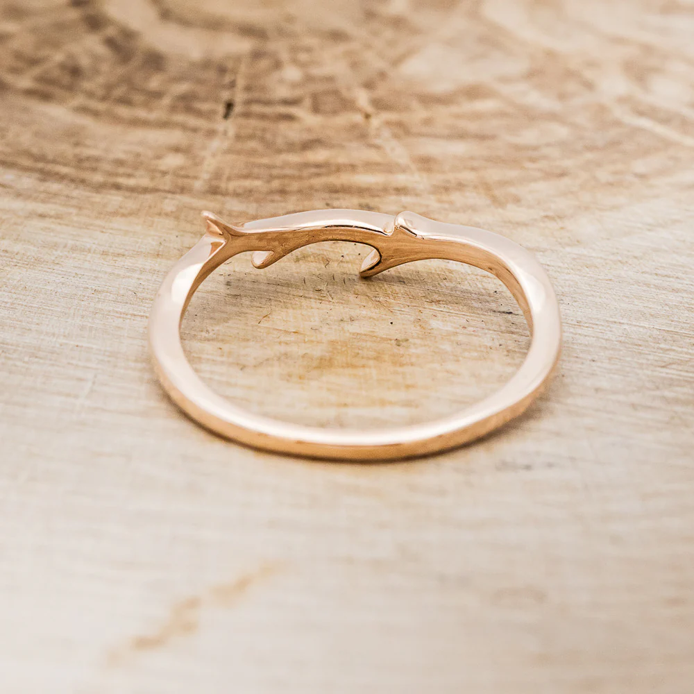 "ARTEMIS" STACKER - 14K GOLD ANTLER-STYLE STACKING BAND - Image 10