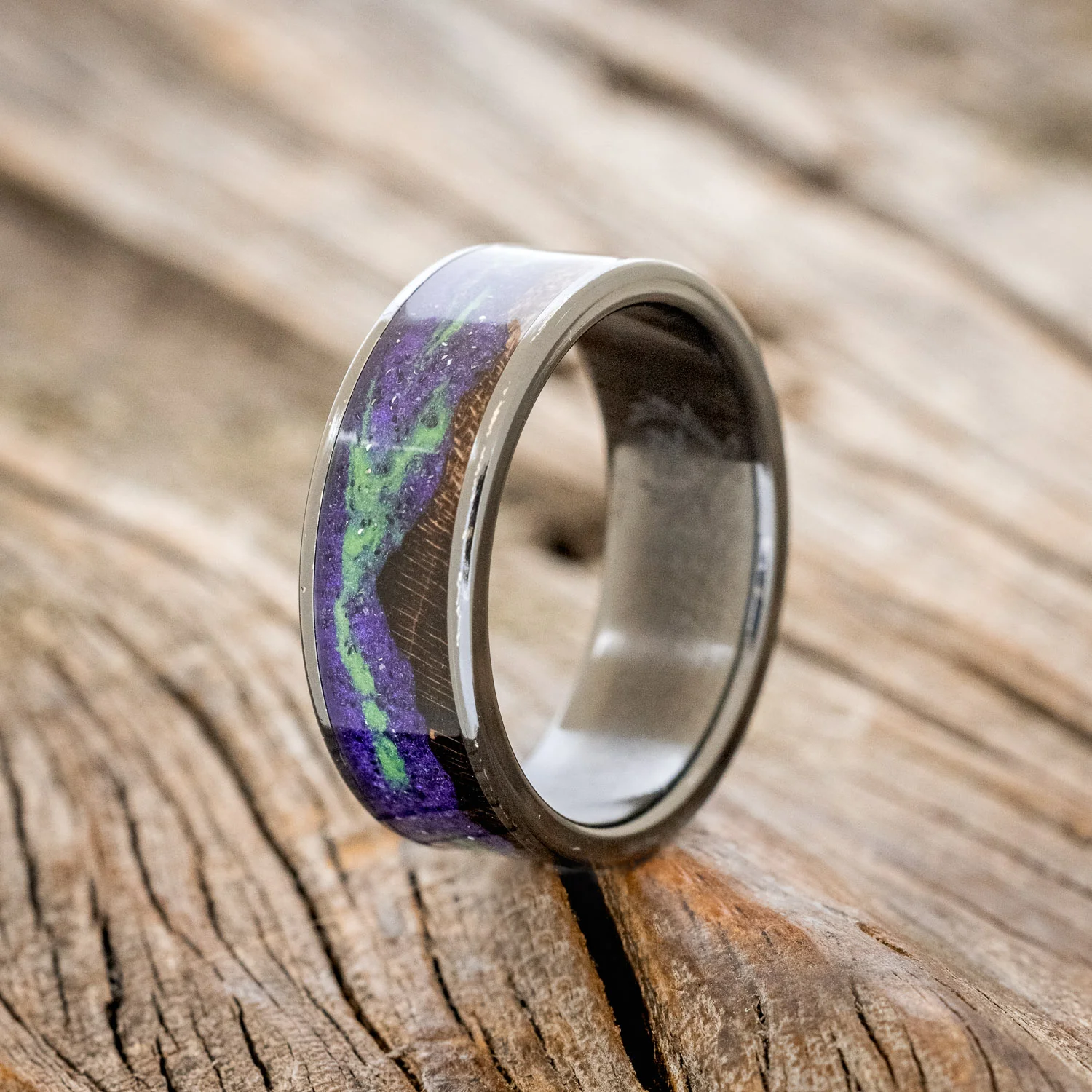 "BOREALIS" - MOUNTAIN ENGRAVED WEDDING RING WITH DARK MAPLE WOOD & GLOW IN THE DARK NORTHERN LIGHTS - Image 10