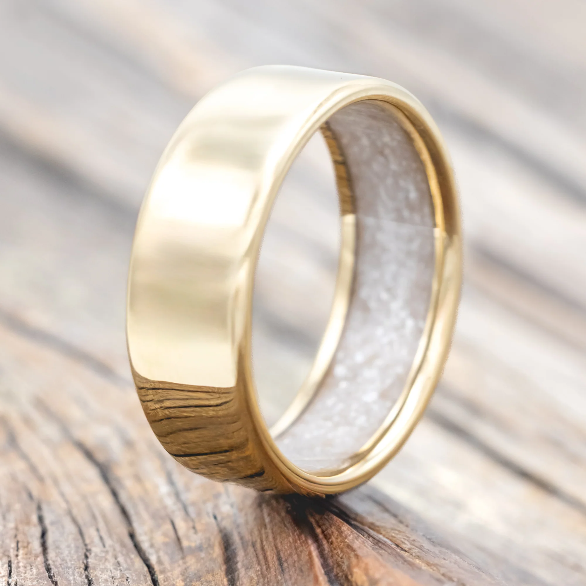DIAMOND DUST LINED WEDDING BAND - Image 23