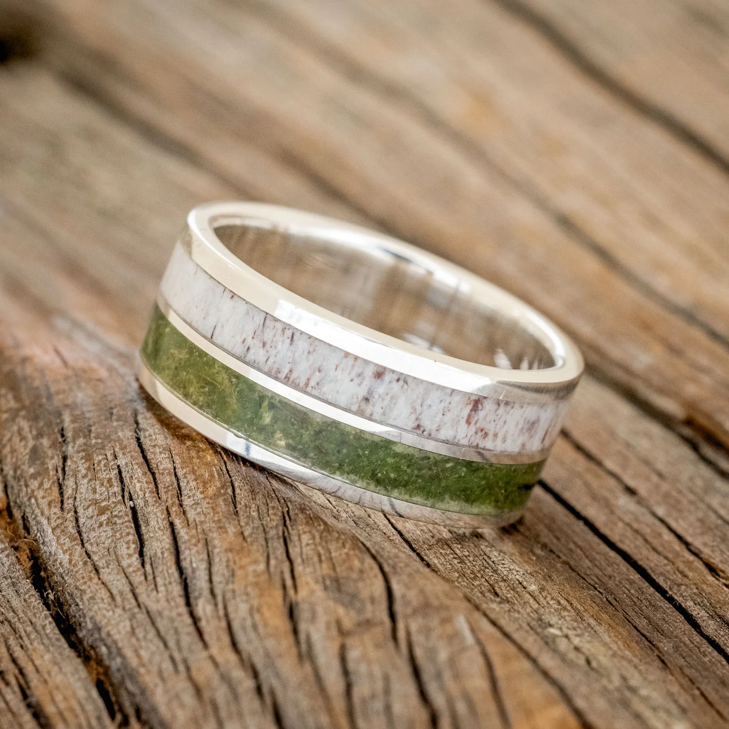 "DYAD" - MOSS & ANTLER WEDDING BAND - Image 8