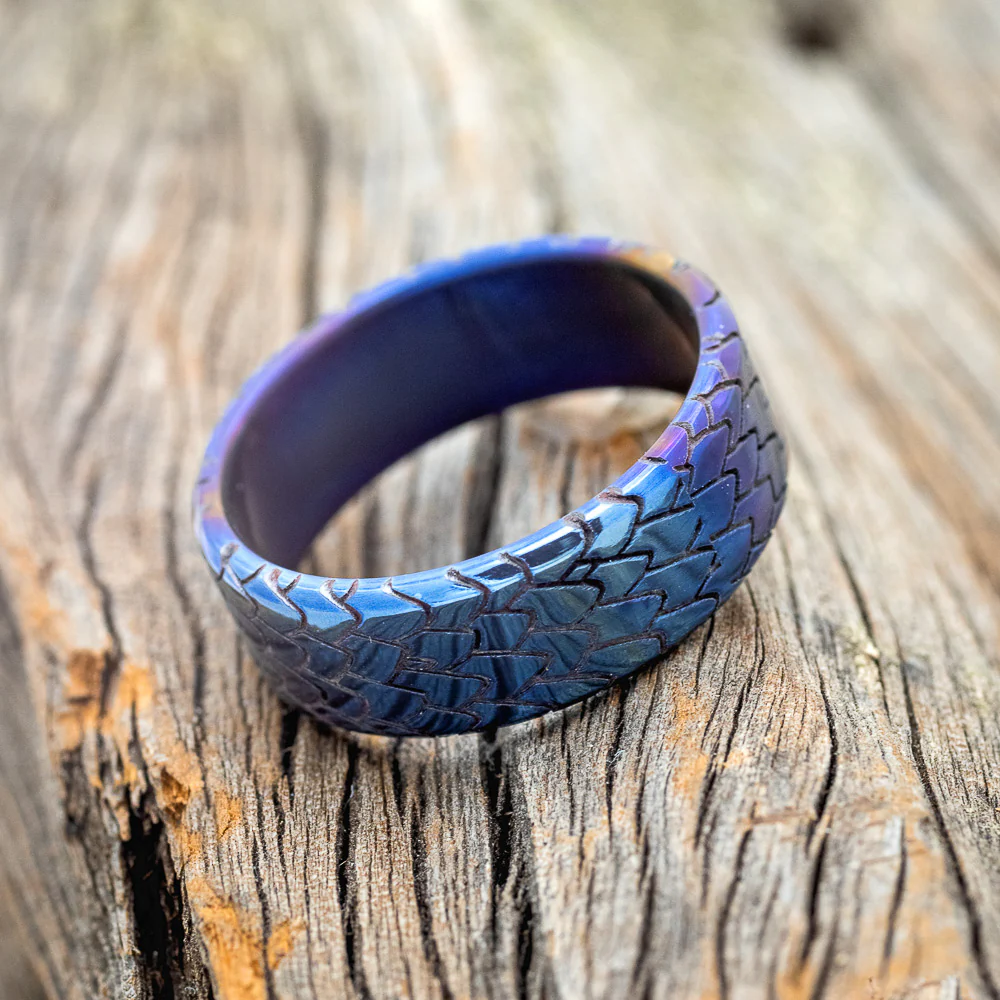 "ECHO" - FIRE TREATED TITANIUM CUSTOM EMBOSSED DRAGON SCALE WEDDING BAND - Image 3