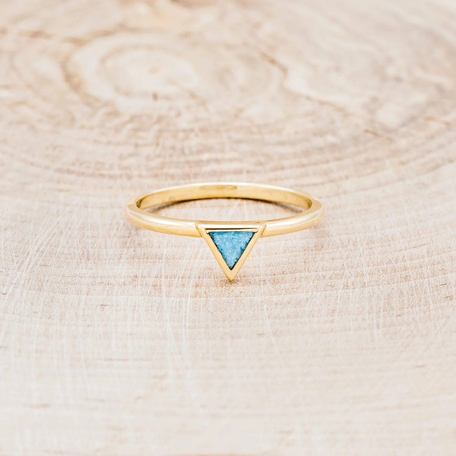 "MERA" - CRUSHED TURQUOISE ENGAGEMENT RING WITH A DIAMOND V-SHAPED TRACER - Image 9