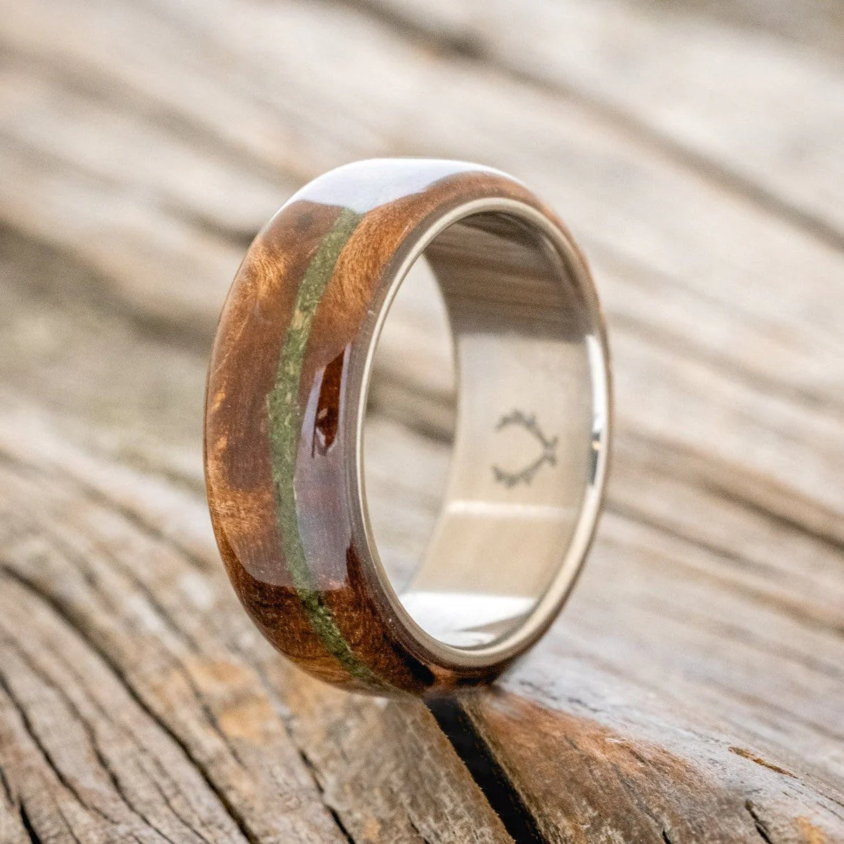 "REMMY" - REDWOOD & MOSS WEDDING RING - Image 4