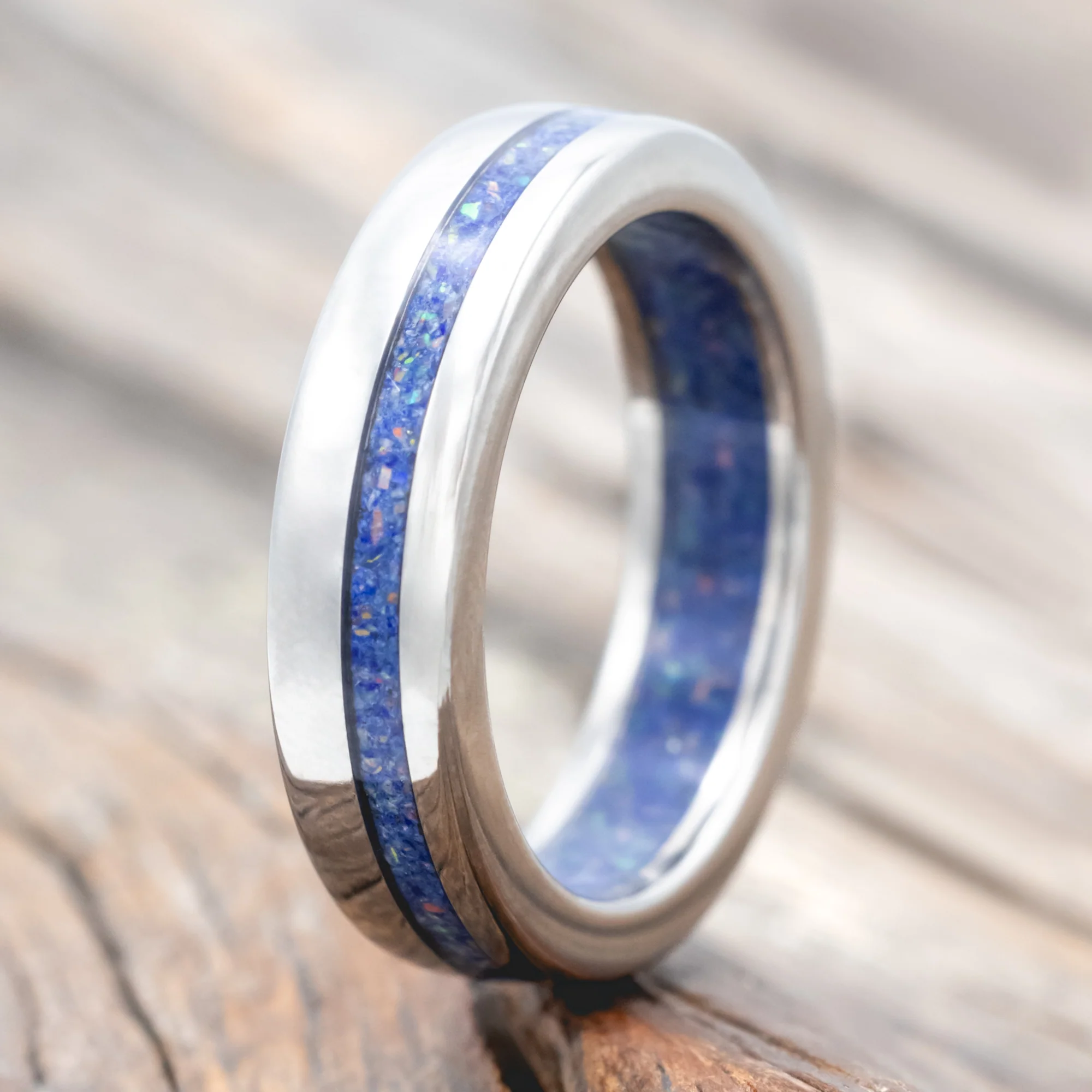 MEN'S WEDDING BANDS