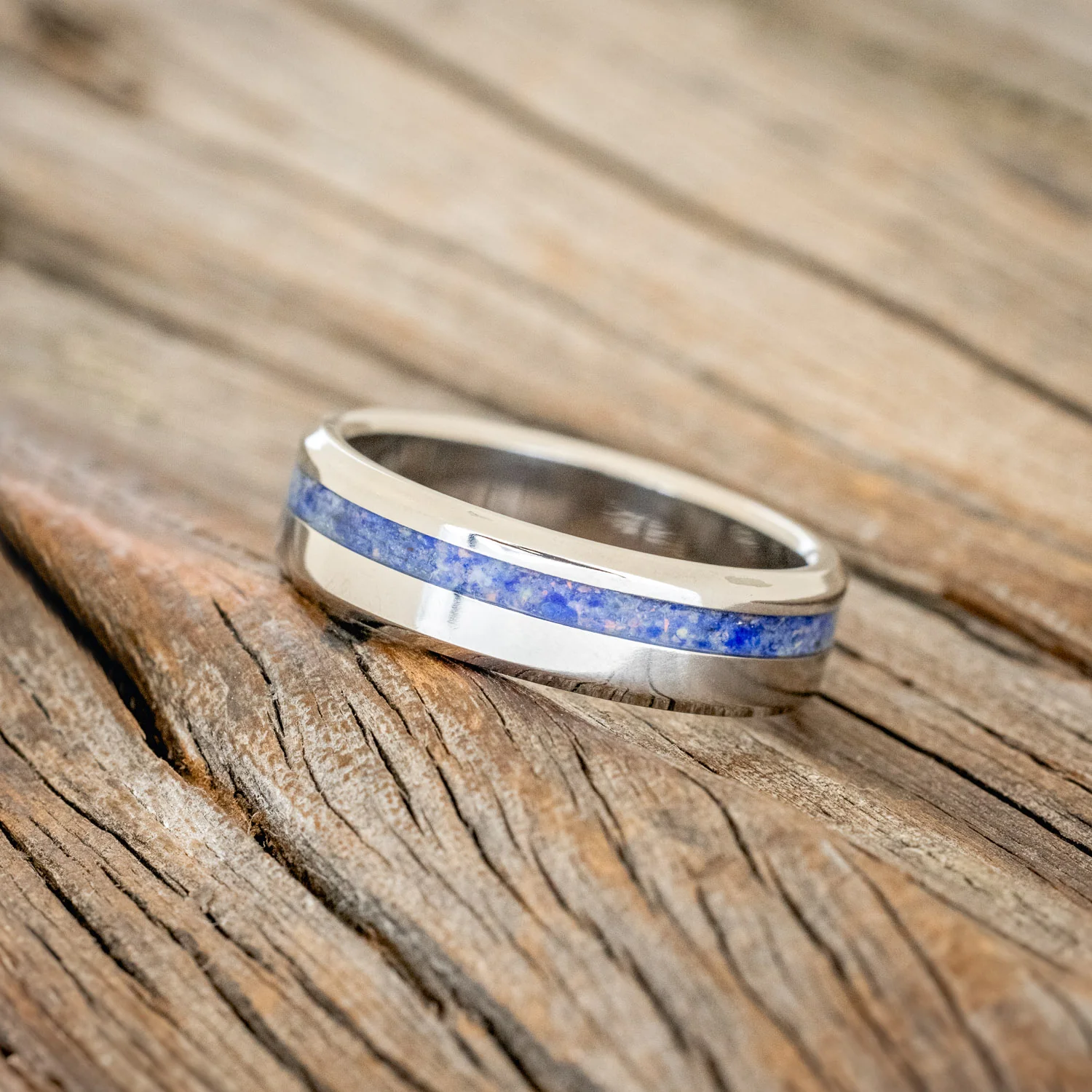 "VERTIGO" - MIXED LAPIS LAZULI & FIRE AND ICE OPAL WEDDING BAND - Image 5