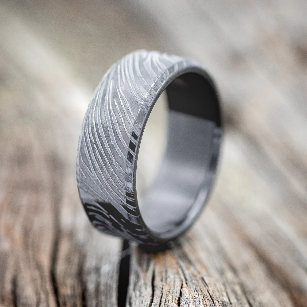 WOODGRAIN PATTERN WEDDING BAND - Image 4